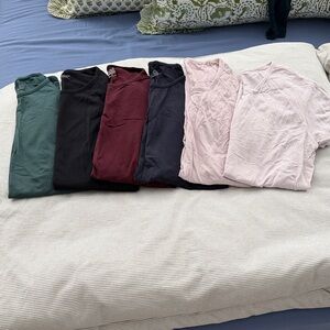 Athleta long sleeve shirts lot size M , 1 short sleeve size L bundle lot